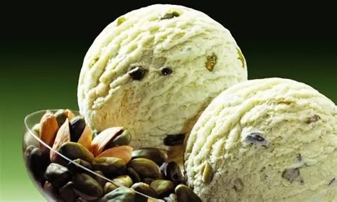 ايس كريم فستق